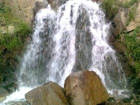 آبشار اسبفروشان