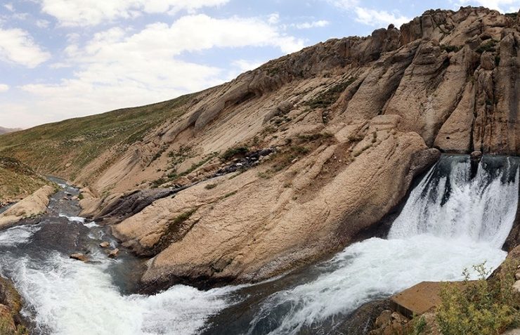 کوهرنگ، سوئیس ایران