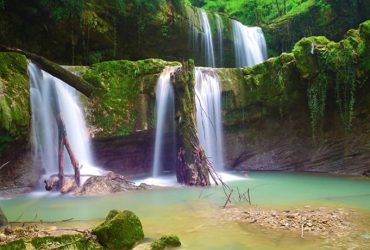 منطقه لفور و آبشار گزو