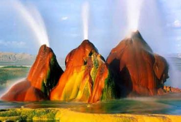 عجیب ترین آب گرم دنیا