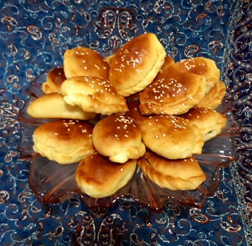 نان محلی قطاب